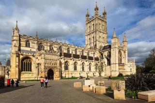 2 bedroom flat in Gloucester - Gloucester - 4