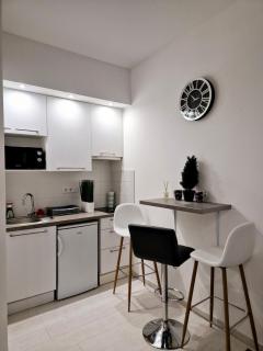 Chic home in the party district - 8