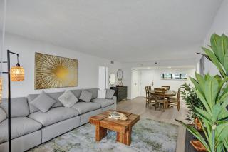 Ocean View Serenity Condo Beach Service 915 - Miami Beach - 5