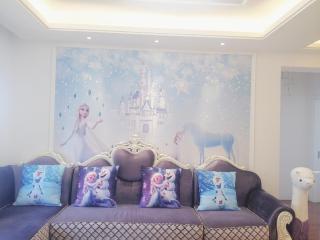 Tenchi's Frozen Apartment 冰雪奇缘主题冰雪大世界雪博会附近 - Harbin - 9