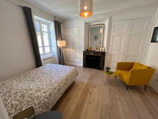 Studio Cosy Charme Ancien - Thizy-les-Bourgs - 8