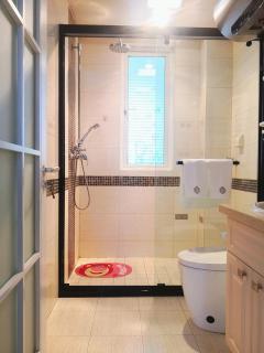 Tenchi's Frozen Apartment 冰雪奇缘主题冰雪大世界雪博会附近 - Harbin - 1