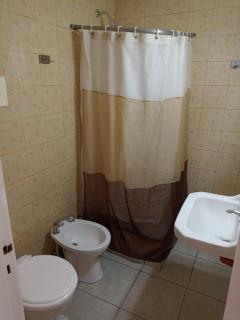 Dos Ambientes todo externo a 3 cuadras de la Playa - 8