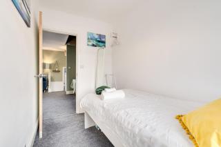 The Old Bike Shop Flat 2 - Heapey - 7