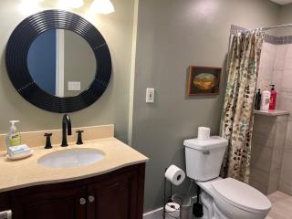 Oceanview Retreat near Peggy's Cove -Private Walkout Step-Free - 1