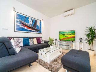 Holiday Home King - Four Bedroom House with Terrace - Dubrovnik - 0