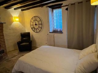 Grand gîte près du Mans avec piscine, cheminée et animaux - FR-1-410-217 - Chemiré-le-Gaudin - 6