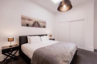 3 Bedroom Spacious Inner-City Pad with car park - 9