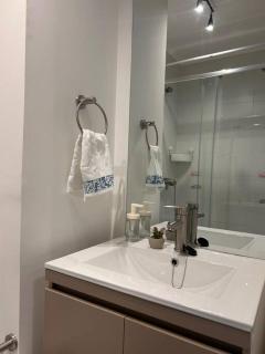 Encantador Departamento Nuevo - Ubicación Perfecta - 3