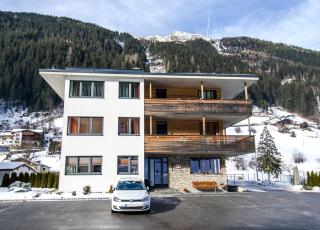 Apart Fridl - See - 8