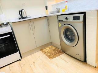 Royal Manor- Marina Diamond 2 - Dubai - 1