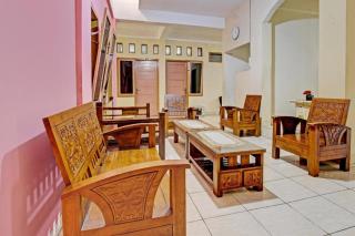 OYO Life 92663 Karmel 6 - 8