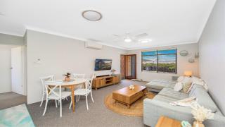 Corinda - Waterviews & Close To Ferry - 8