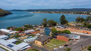 Corinda - Waterviews & Close To Ferry - Booker Bay - 9