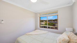 Corinda - Waterviews & Close To Ferry - 1