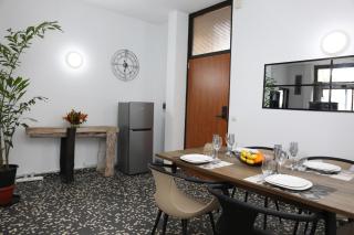 Living 1Bed colonial style in business district - 4