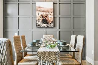 Luxury Cityscape Retreat with Hot Tub - 2