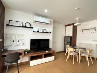 6th Avenue Sukhumvit 305 BTS Asoke & Nana MRT Sukhumvit - 8