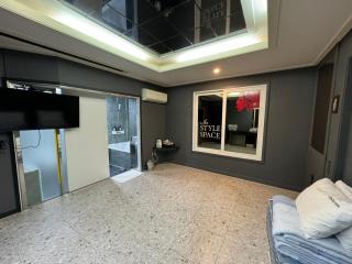 Songjeong Coco Hotel - 6