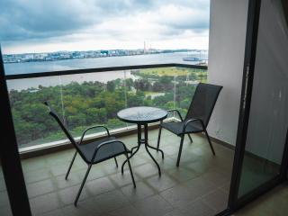 Tasteful Marina View 3BR Permas w Balcony Seaview Permas by Our Stay - Johor Bahru - 8