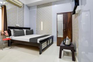 Hotel O by OYO Veduka Banquets & Luxury Rooms - 7