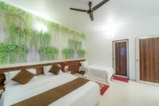 Hill View Bungalow ,Mahabaleshwar , Private Swimming Pool - Mahabaleshwar - 2