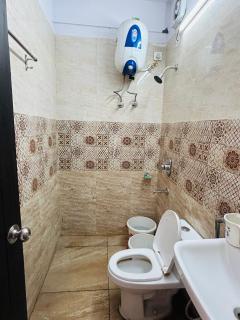 Hotel Rabbit Hut - 3
