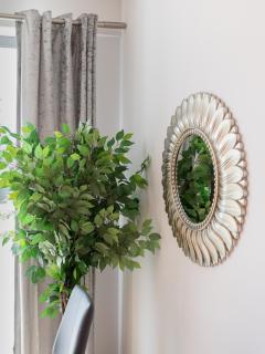 Queen's Lodge, Redhill - 4