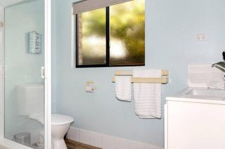 Meters to Beach, Walk to Town! - Quindalup - 7