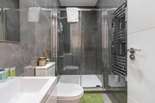 Tranquil Garden Studio in Neasden, London - 8