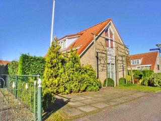 Pleasant holiday home with garden - Breskens - 0