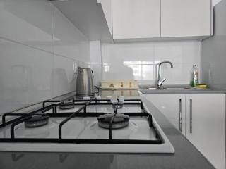 1-Bedroom Poolside Cornelius Apartment in Caesar Resort - Dherinia - 3