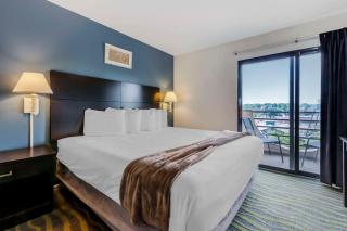 Atlantis Family Waterpark Hotel, Ascend Hotel Collection - Wisconsin Dells - 3