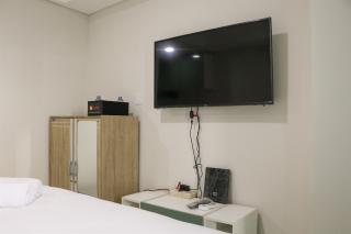 Elegant and Comfy Studio at Daan Mogot City Apartment By Travelio - Jacarta - 5