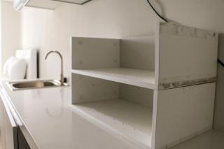 Elegant and Comfy Studio at Daan Mogot City Apartment By Travelio - Jacarta - 2