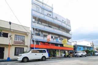 RedDoorz @ P Florentino Street Sampaloc Manila - 7