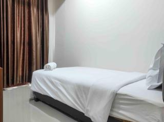 Big and Comfy 3BR at Vida View Apartement By Travelio - Pampang - 4