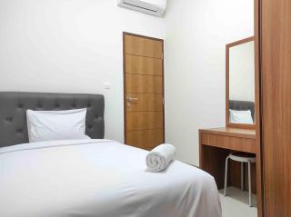 Big and Comfy 3BR at Vida View Apartement By Travelio - Pampang - 5