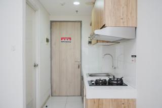 Warm and Comfort Studio at Akasa Pure Living BSD Apartment By Travelio - Tangerang - 2