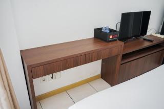 Comfort and Warm Studio Room Apartment at M-Town Residence By Travelio - Tangerang - 5