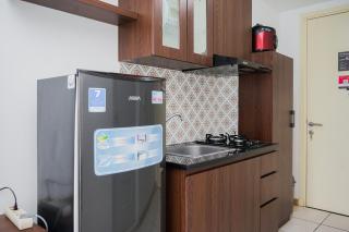 Comfort and Warm Studio Room Apartment at M-Town Residence By Travelio - Tangerang - 1