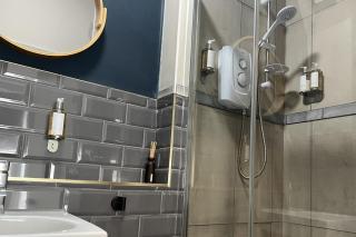 House-Sleeps 8-Parking-Pets Ok-Station Close - Sheffield - 1