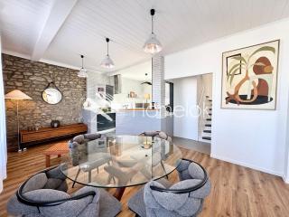 Spacious contemporary duplex - Harbour view - Port-Louis - 9
