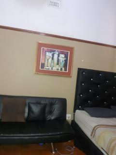 Room Parow, Cape Town - - 2
