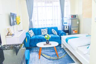 Alys Haven - Nairobi - 1