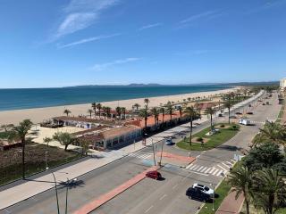 AwayDays Apartamento en la 7a planta vista mar - Empuriabrava - 2