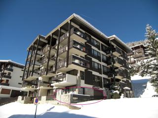 RDC, À 250m des pistes et commerces, Garage inclus - FR-1-304-72 - 9