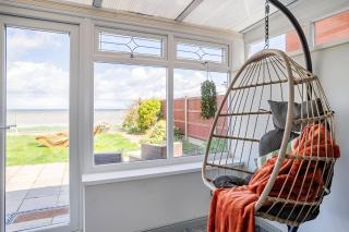 Seaview Symphony Opulent 4BR Haven for Big Groups - Birchington - 7