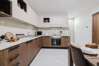 Seaberry Park 1BED NEW by Homely! - 4