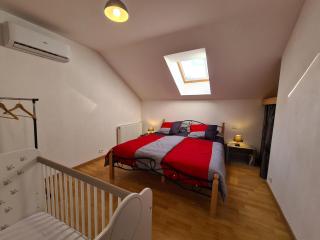 Gîte familial avec piscine partagée, terrasse et WiFi - FR-1-591-635 - 7